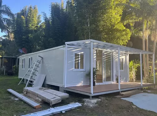 How To Travel With An Expandable Container House?